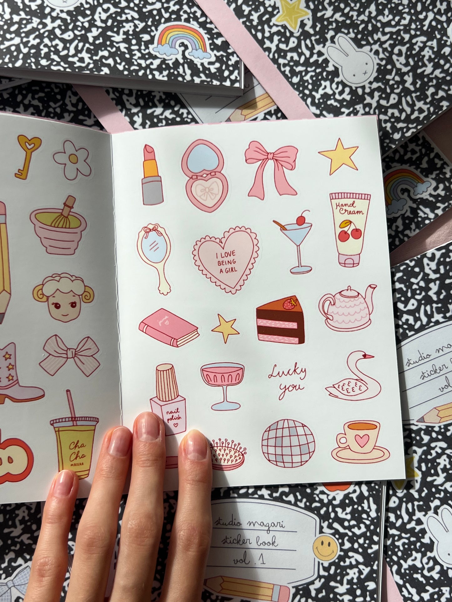 studio magari sticker book vol. 1 (200 stickers)